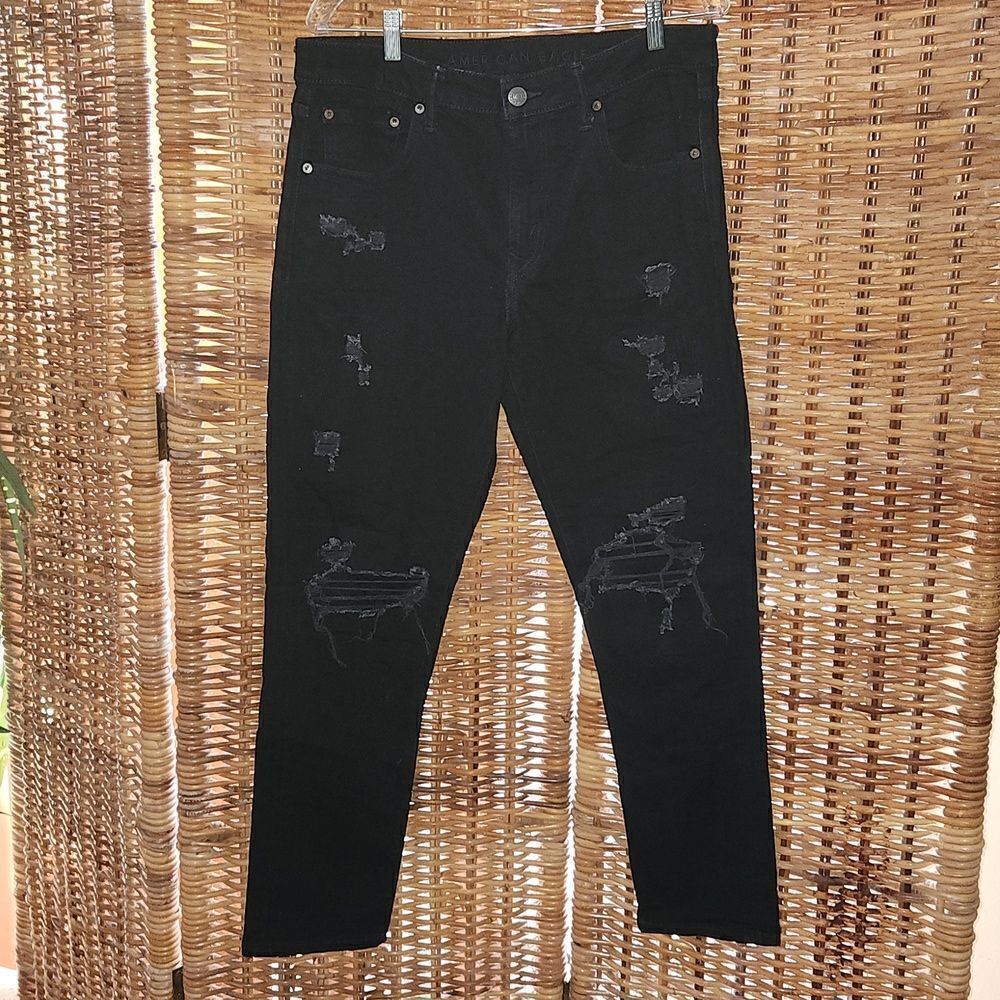 American Eagle Cozy Airflex + Ripped Jeans 34 x 28